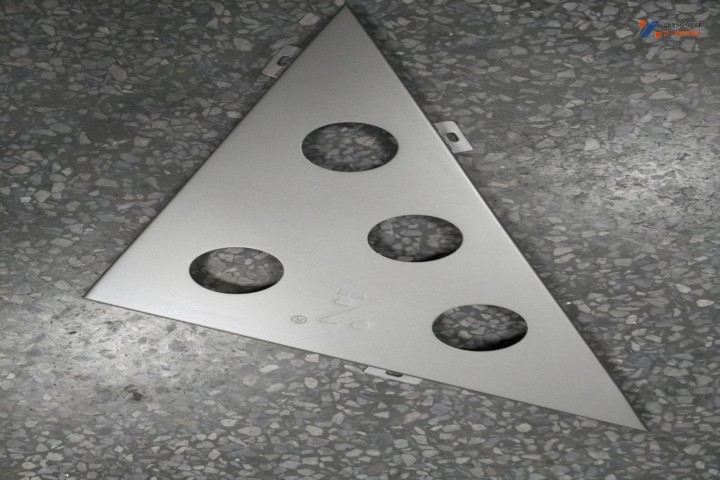 鋁單板的生產(chǎn)流程是怎樣的?